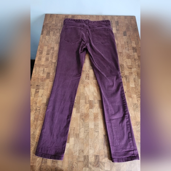Gap Skinny Jeans in Eggplant size 6 - Picture 10 of 11